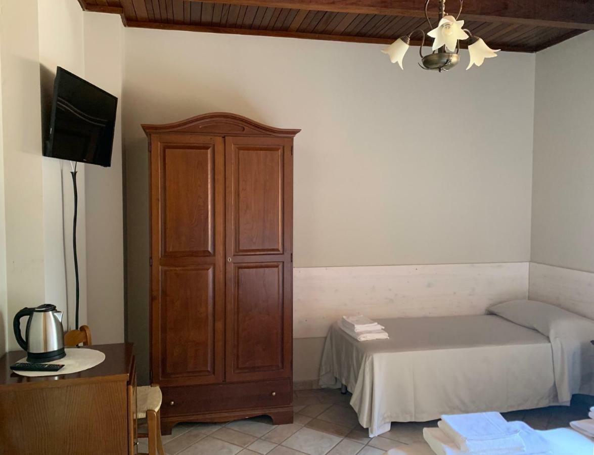 Country House Della Posta Maiolati Spontini Buitenkant foto